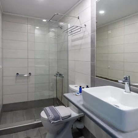 Aegeon Hotel 3*