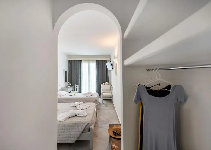 Aegeon 3* פארוס